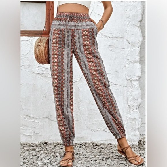 Boho Tie Front Carrot Pants - Picture 2 of 6